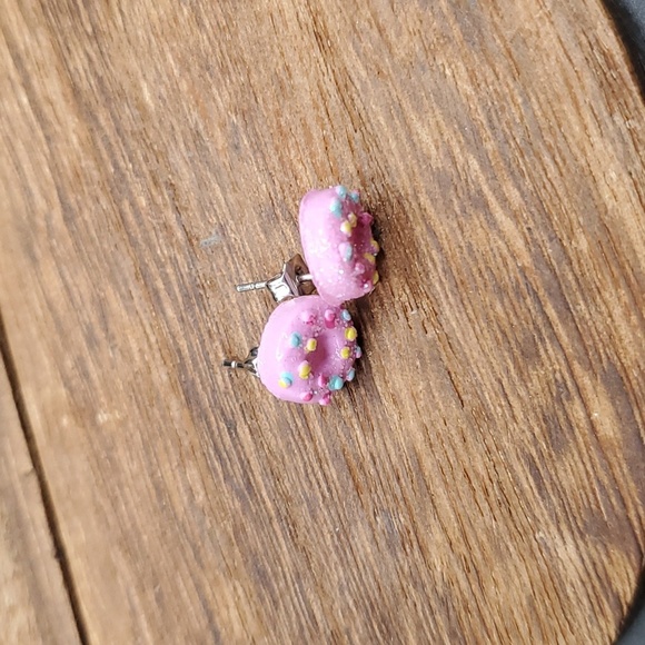 E210 - Picture 2 of 2